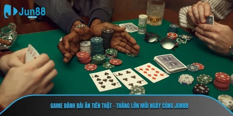 game đánh bài ăn tiền thật